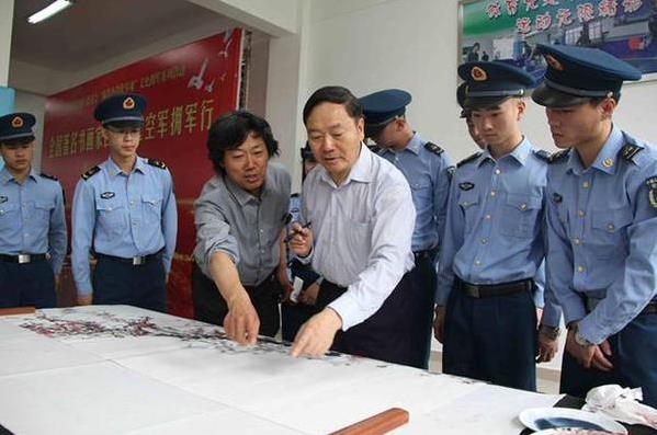 文化拥军活动走进西部战区空军某部