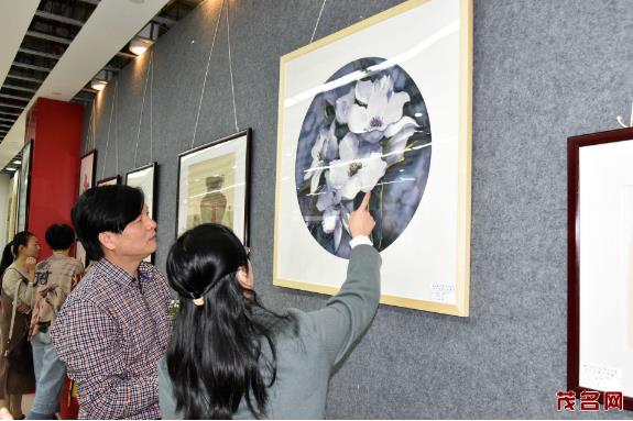 茂名市书画教育研究会举办会员作品迎春展