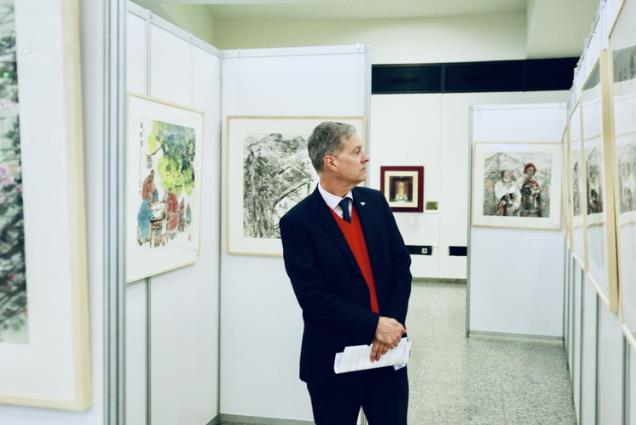 �ٱ�ի�����й��������黭չ����άҲ��