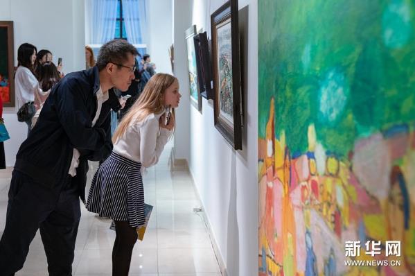 �����������¡��ж����������ͻ���Ʒչ��Ī˹�ƾٰ�