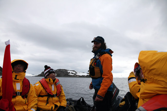 卢平摄0223第一次上南极大陆Aitcho岛IMG_0756.JPG